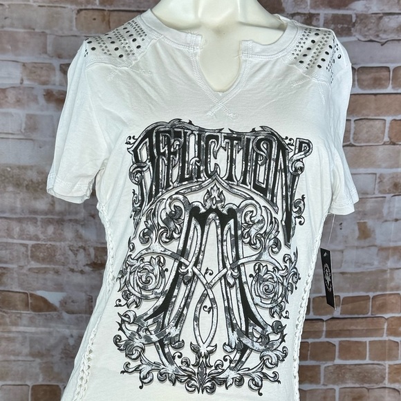 Affliction Women’s Graphic Short Sleeve T-Shirt- Large -NWT - Picture 3 of 12